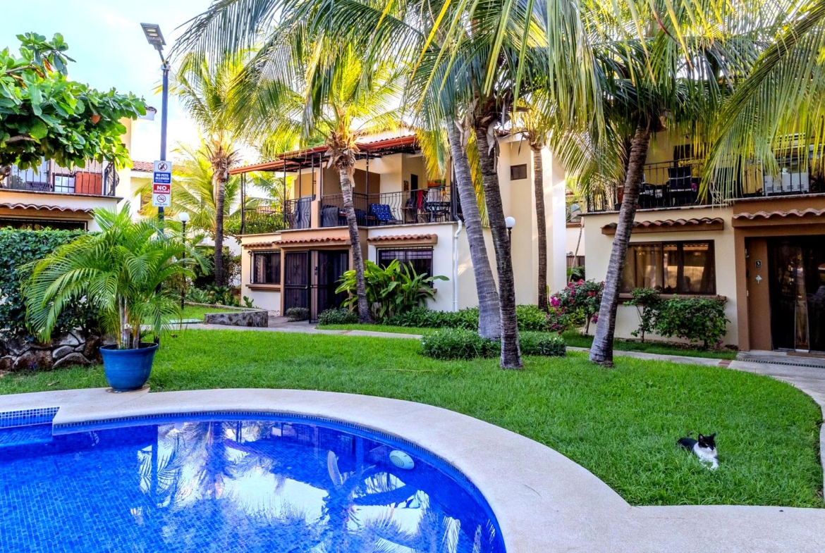 Jade Beach A12 - 3