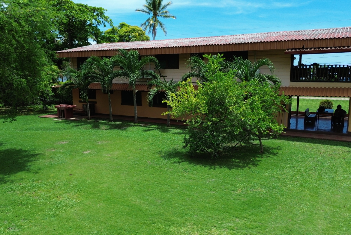 Coco Beach front Gem - 2