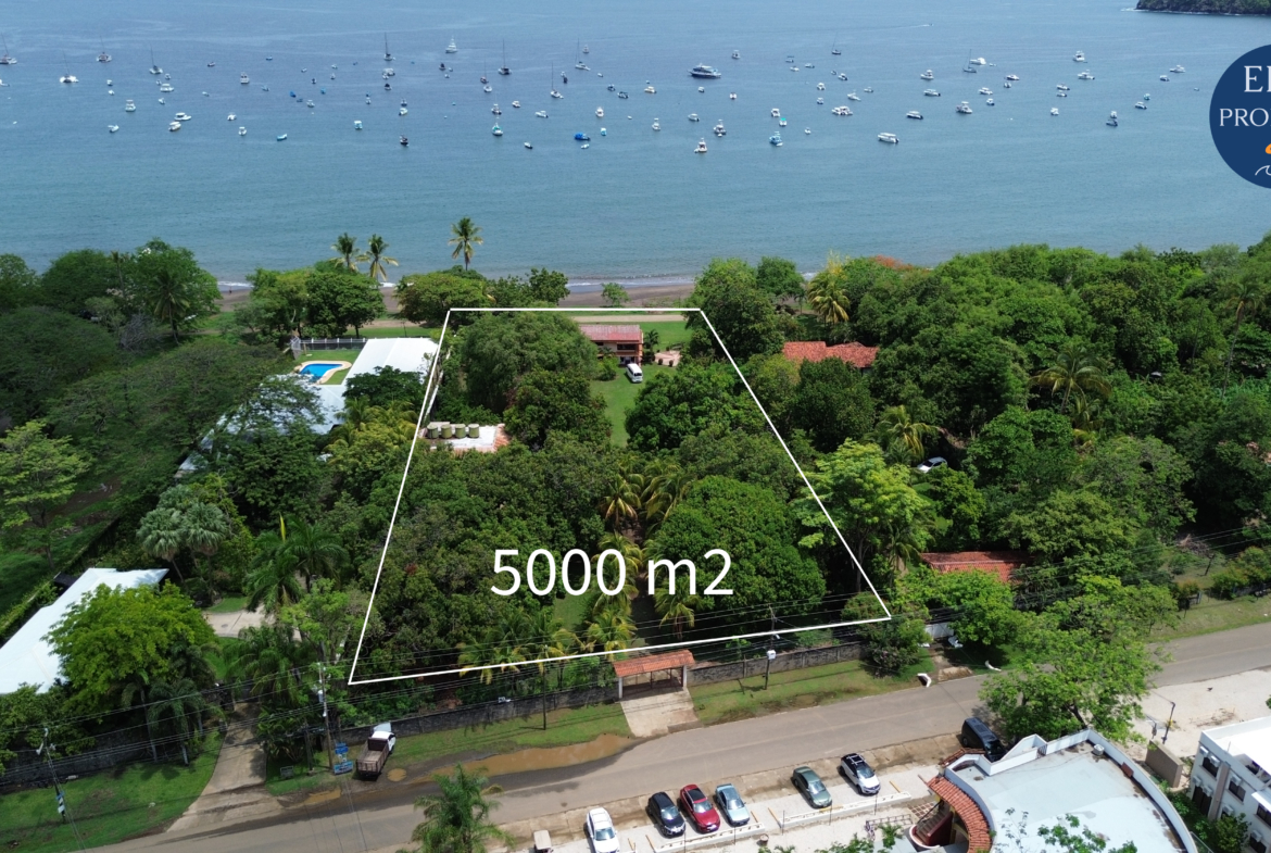 Coco Beach front Gem - 10