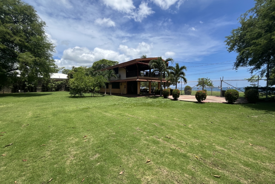 Coco Beach front Gem - 5