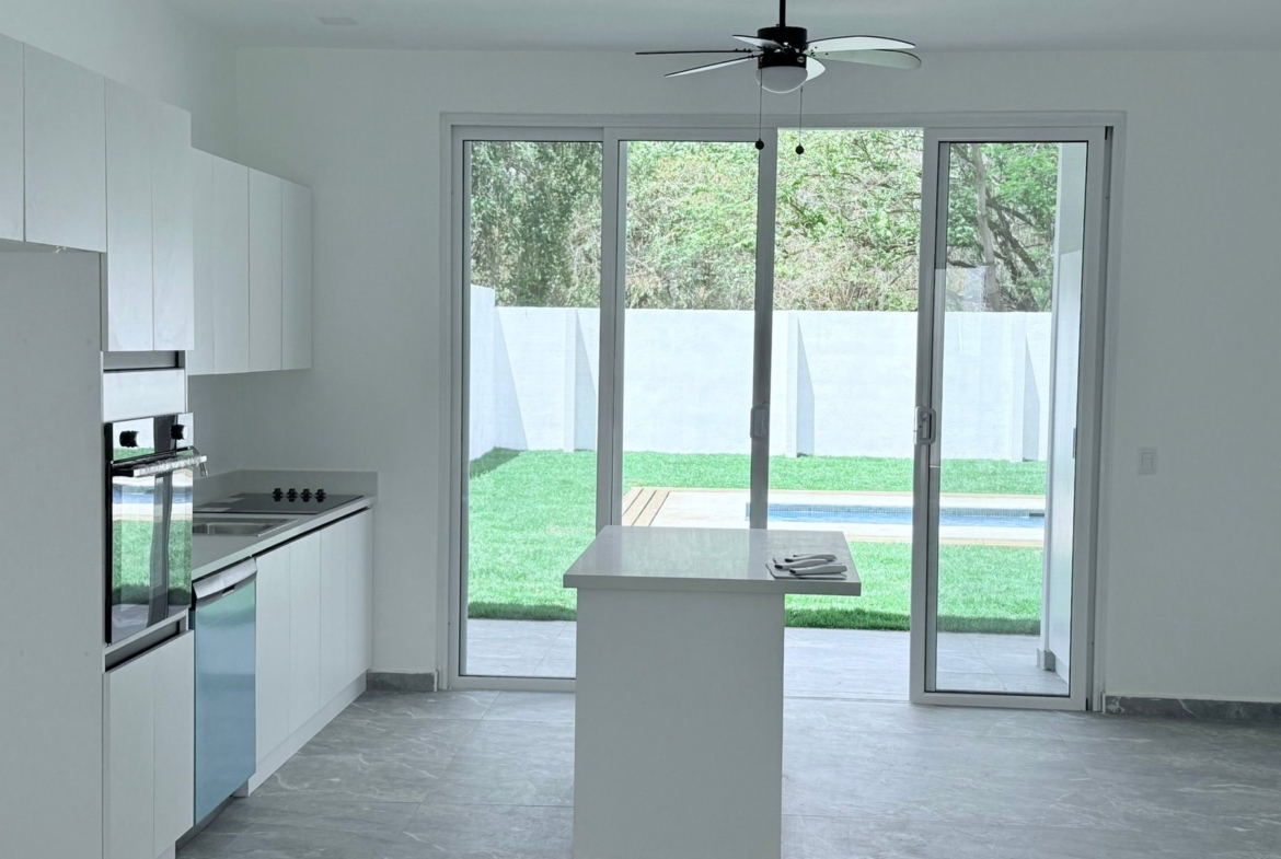 Coco Center Residences - 4